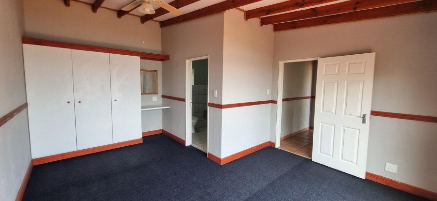 To Let 4 Bedroom Property for Rent in Kosmos North West